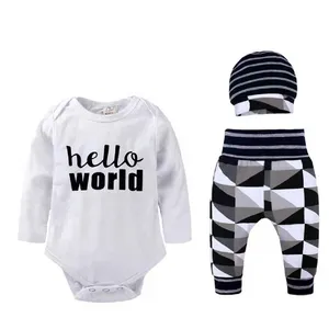 ست 3 تکه لباس نوزادی مدل evr-17