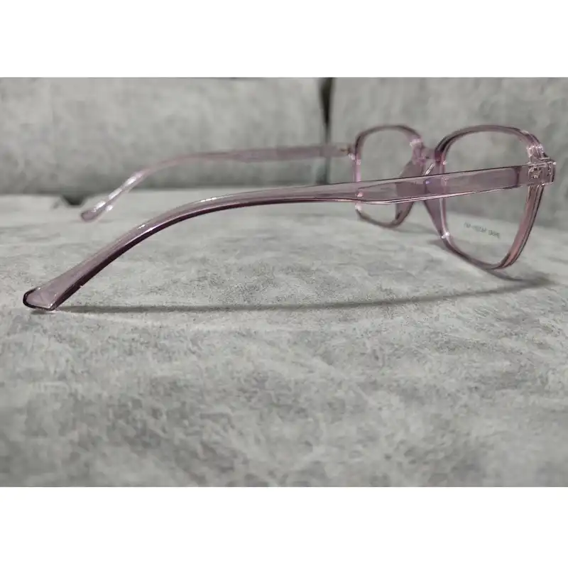 فریم عینک طبی مدل مربعی شفاف کد 077