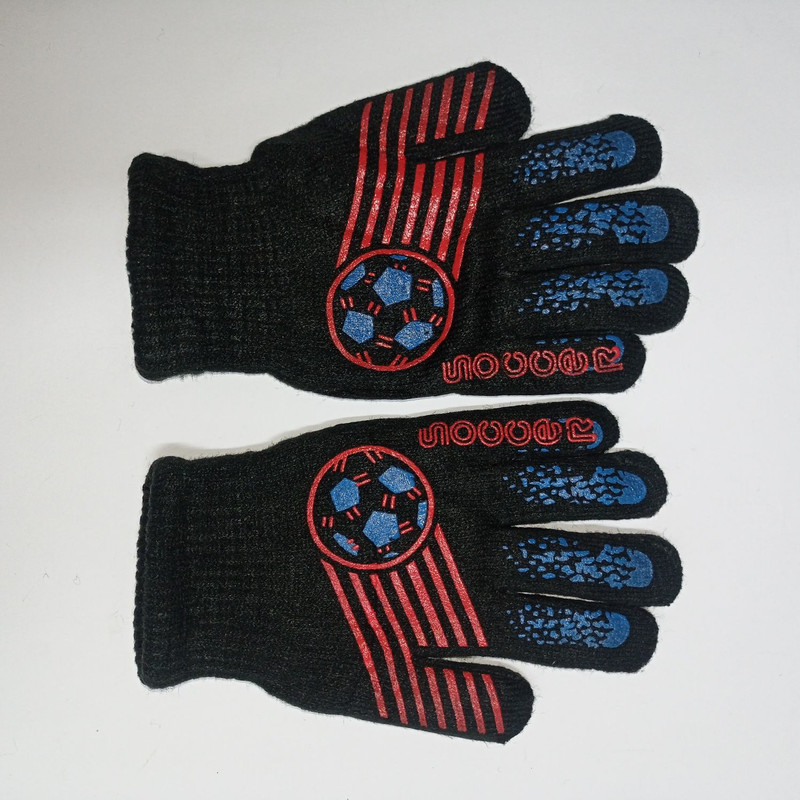 دستکش بافتنی بچگانه مدل SOCCER.CCC