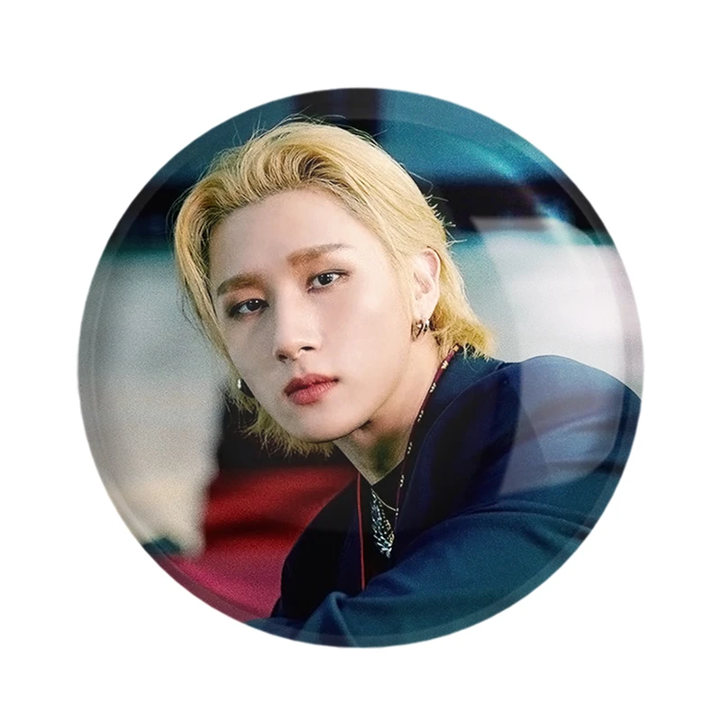 مگنت خندالو مدل آی ام گروه مانستا اکس MONSTA X کد 21124