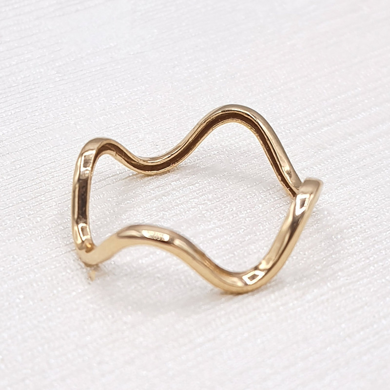 انگشتر طلا 18 عیار زنانه مدل موج