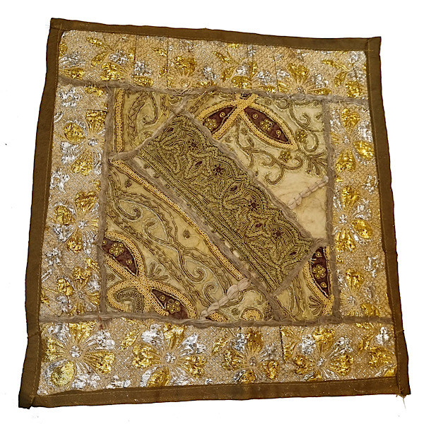 رومیزی سوزن دوزی مدل هندی کد N3309097