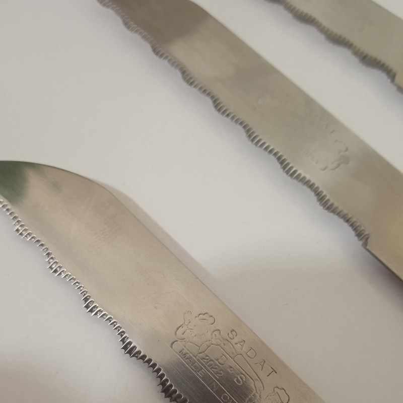 چاقو مدل اره ای کد 1 چاقو مدل اره ای کد 1