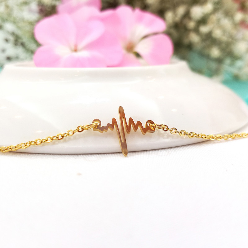 پابند زنانه مدل ضربان قلب عاشق کد F71