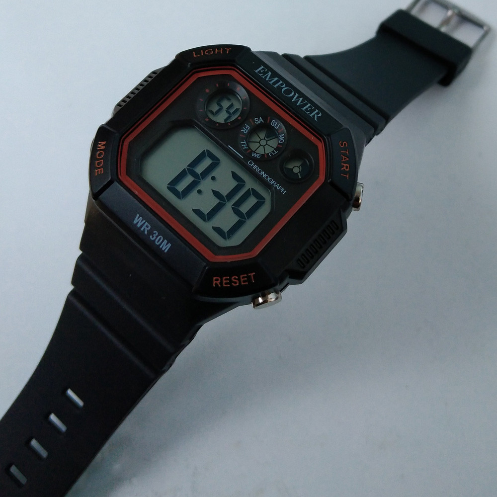 ساعت مچی دیجیتال امپاور مدل چهارگوش