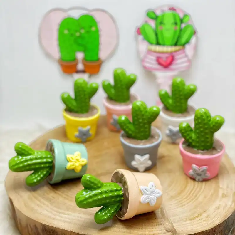 دکوری طرح گلدان کاکتوس کد 01