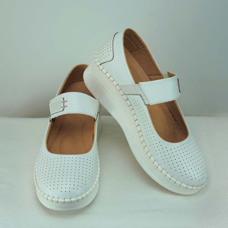 کفش روزمره زنانه مدل 2025