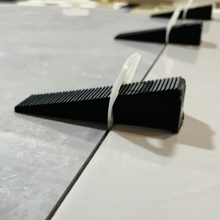 همتراز کاشی ساناپلاست کد KP101 مجموعه 100 عددی همتراز کاشی ساناپلاست کد KP101 مجموعه 100 عددی