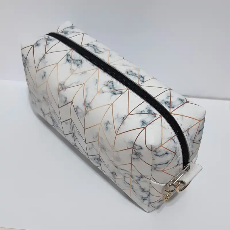 کیف لوازم آرایش زنانه مدل مکعبی مرمری PK-021
