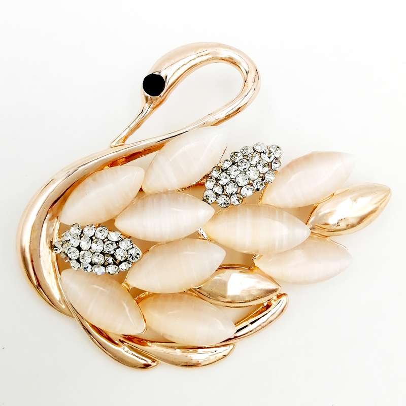 گل سینه زنانه مدل قو کد ja300