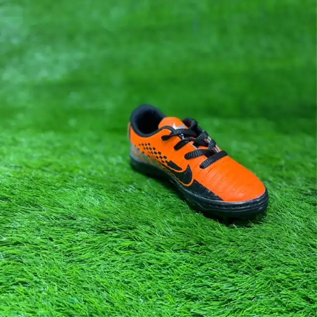 کفش فوتبال مردانه مدل استوک دار چمن 0122