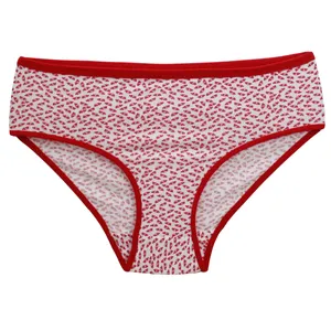 شورت زنانه مدل نخی قلب ریز