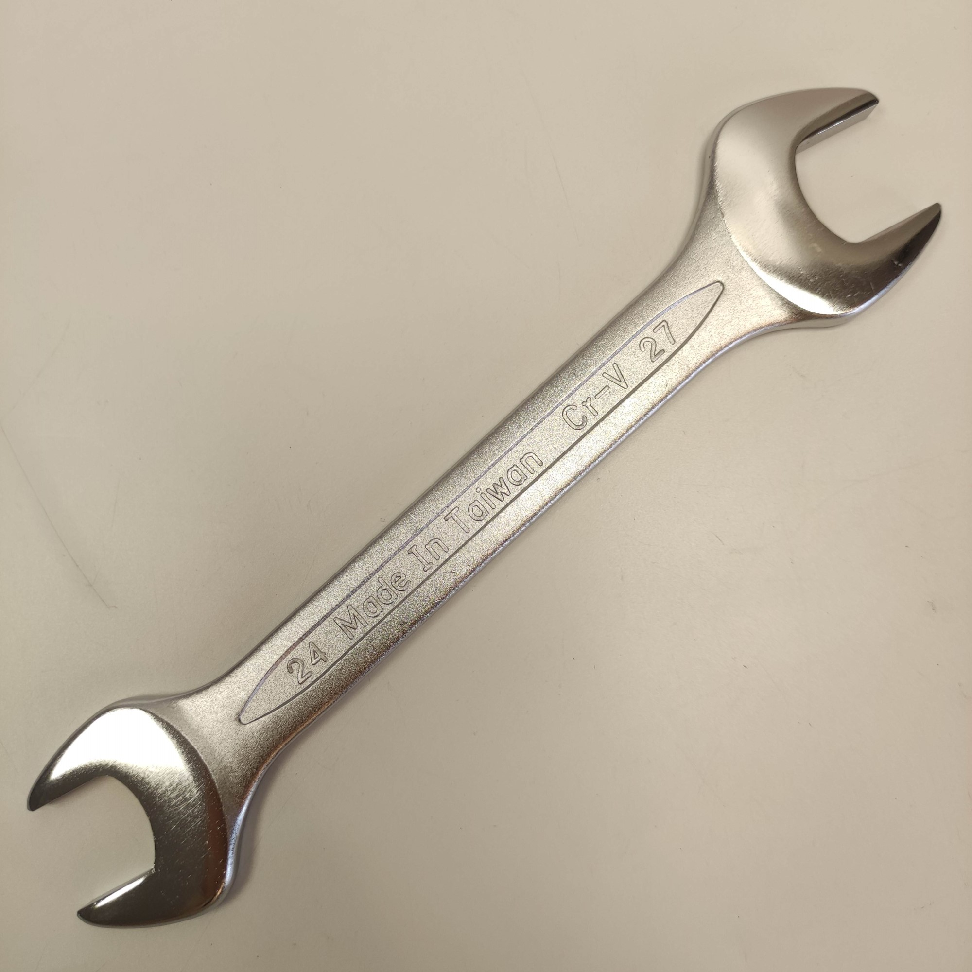 آچار تخت واستر مدل 2427OP-VAS سایز 24/27 میلی متر