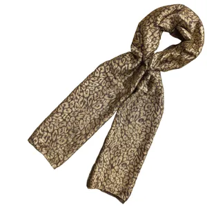 شال زنانه مدل حریرکش شاینی پلنگی