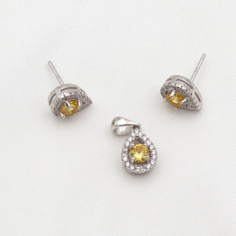 نیم ست نقره زنانه مدل اشکی نگین کد SHS-27 نیم ست نقره زنانه مدل اشکی نگین کد SHS-27