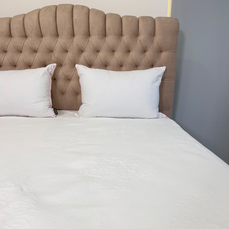 محافظ تشک صفاهوم مدل دیواره دار ضدآب دونفره سایز 180×200 سانتی متر