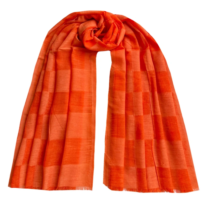 شال زنانه مدل نخی لینن ساده چهارخانه پتینه دور ریش ریشی کد 7