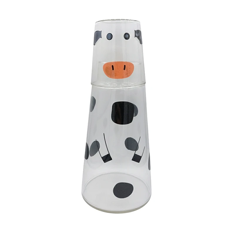 بطری شیر مدل گاو گنجایش 1 لیتر