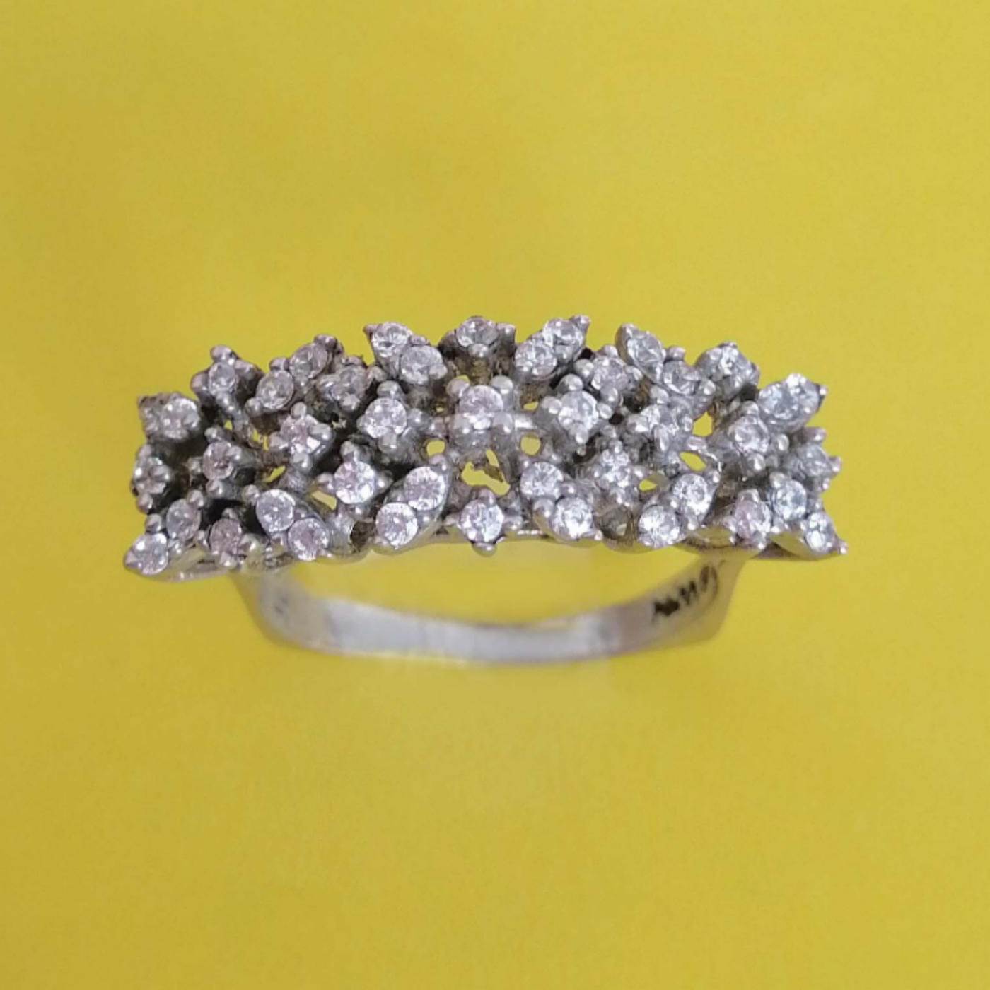 انگشتر نقره زنانه مدل Gh46