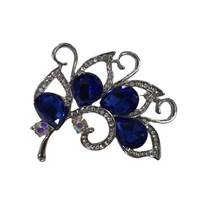 سنجاق سینه زنانه مدل گل