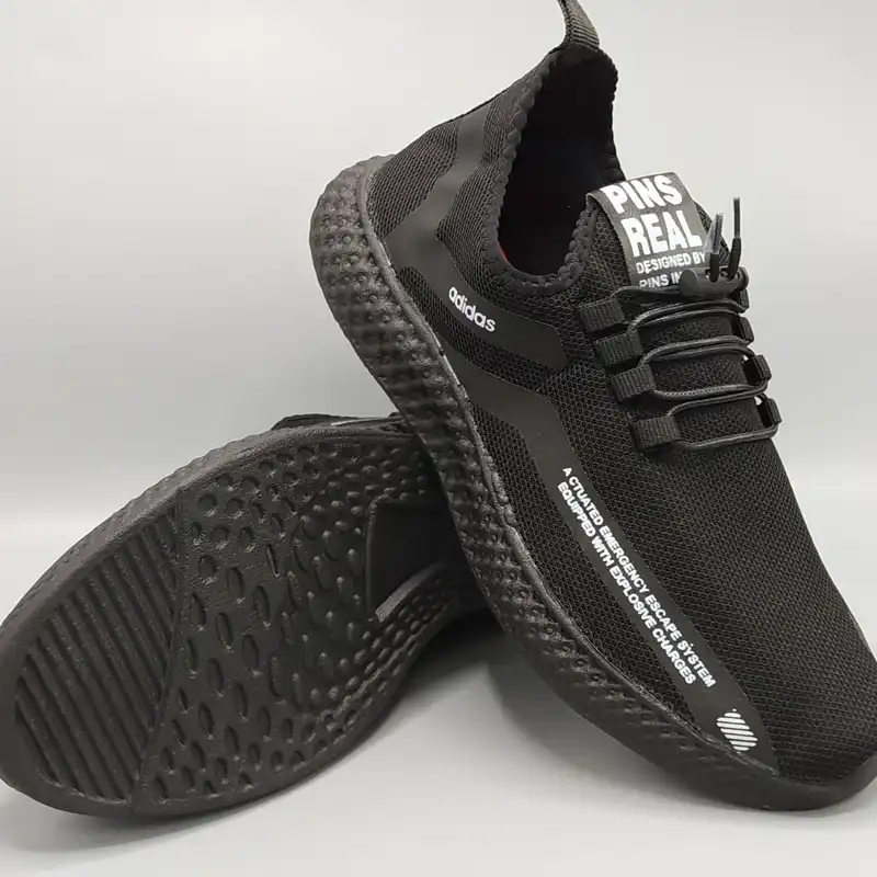 کفش پیاده روی مردانه مدل راکی رنگ مشکی