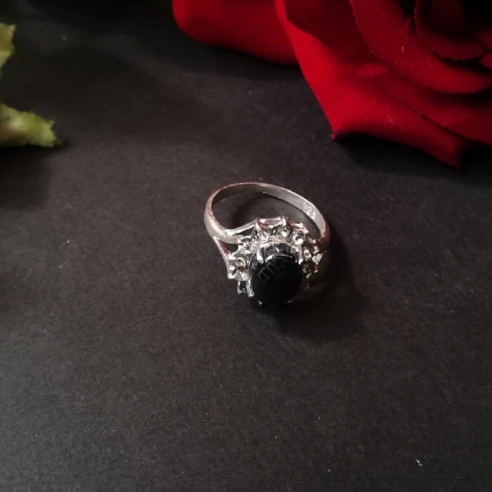 انگشتر نقره زنانه مدل سنگ حدید هفت جلاله کد ۸۸۸