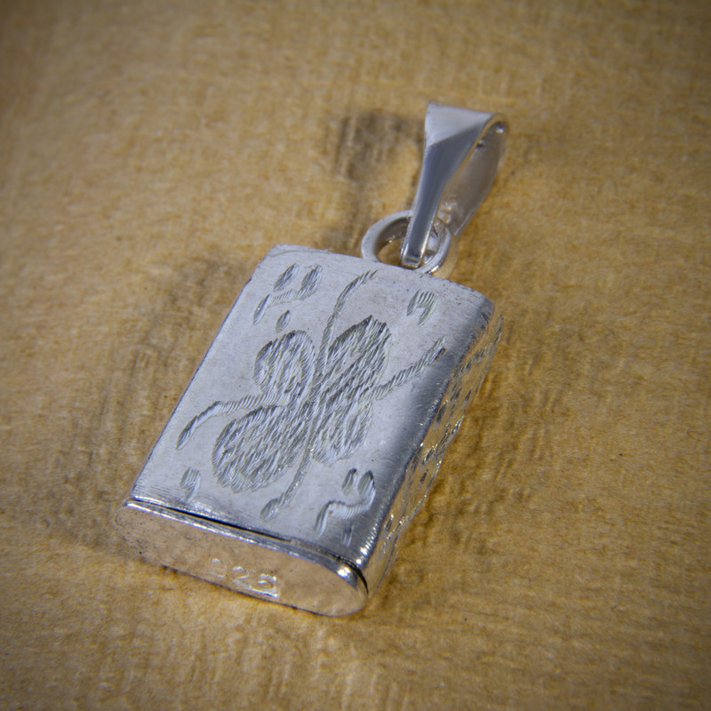 آویز گردنبند نقره بازرگانی میلادی مدل کیفی کد PKD_020