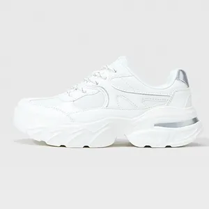 کفش پیاده روی زنانه استرادیواریوس مدل 19027170