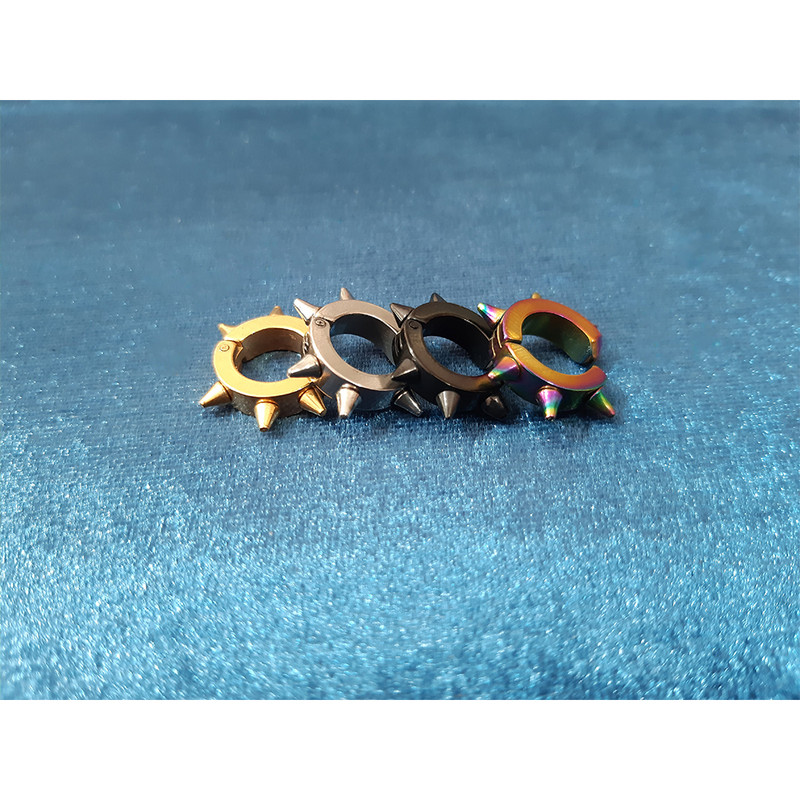 پیرسینگ گوش کد hchi-003