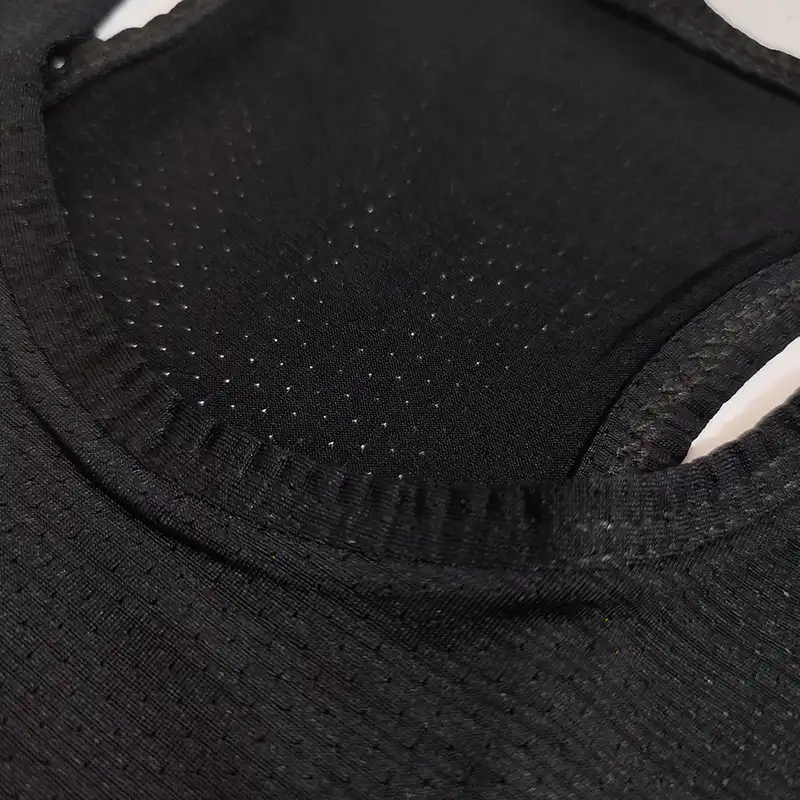 تاپ ورزشی زنانه مدل آیلین کد 03