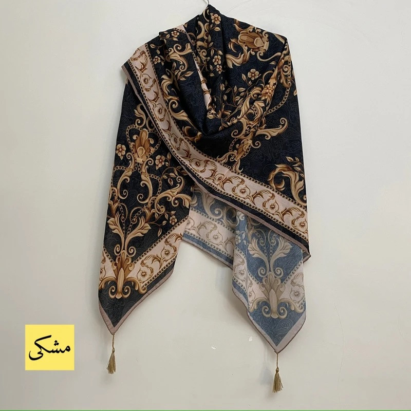 روسری زنانه مدل نخی منگوله دار کد 055