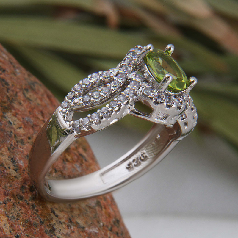 انگشتر نقره زنانه بازرگانی میلادی مدل سنگ زبرجد نگین برلیان بدون ریزش ابکاری رادیوم کد AWR_1526