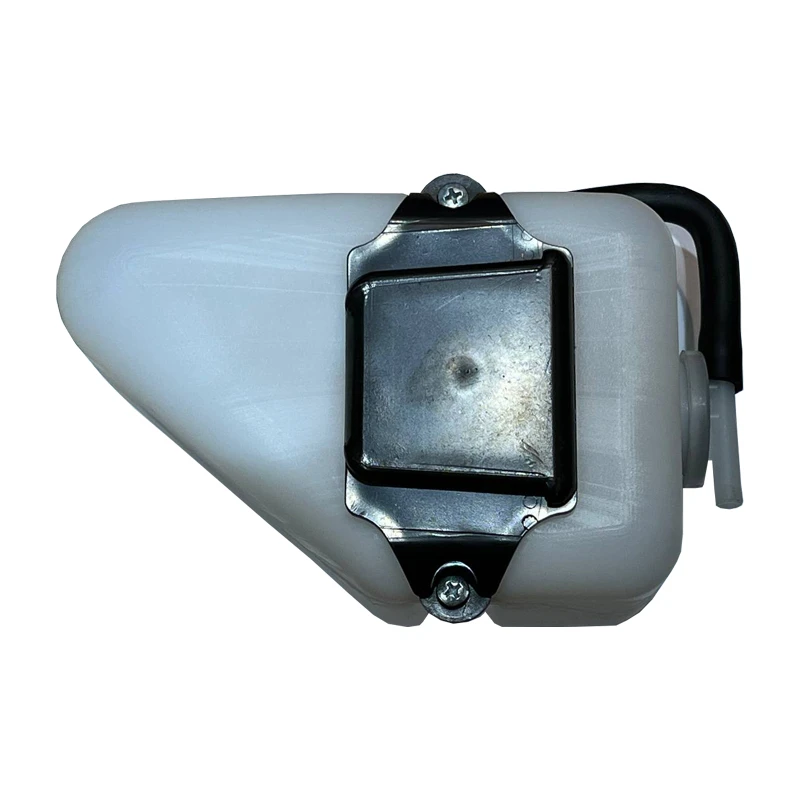 منبع اضافه آب خودرو پیشگام مدل pism01 مناسب برای مزدا وانت