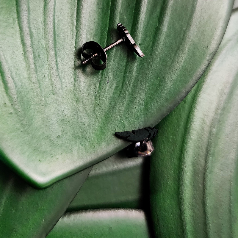 گوشواره دخترانه مدل مینیمال برگ g008 گوشواره دخترانه مدل مینیمال برگ g008