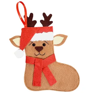 آویز تزیینی ریماز مدل جوراب کریسمس طرح گوزن شمالی