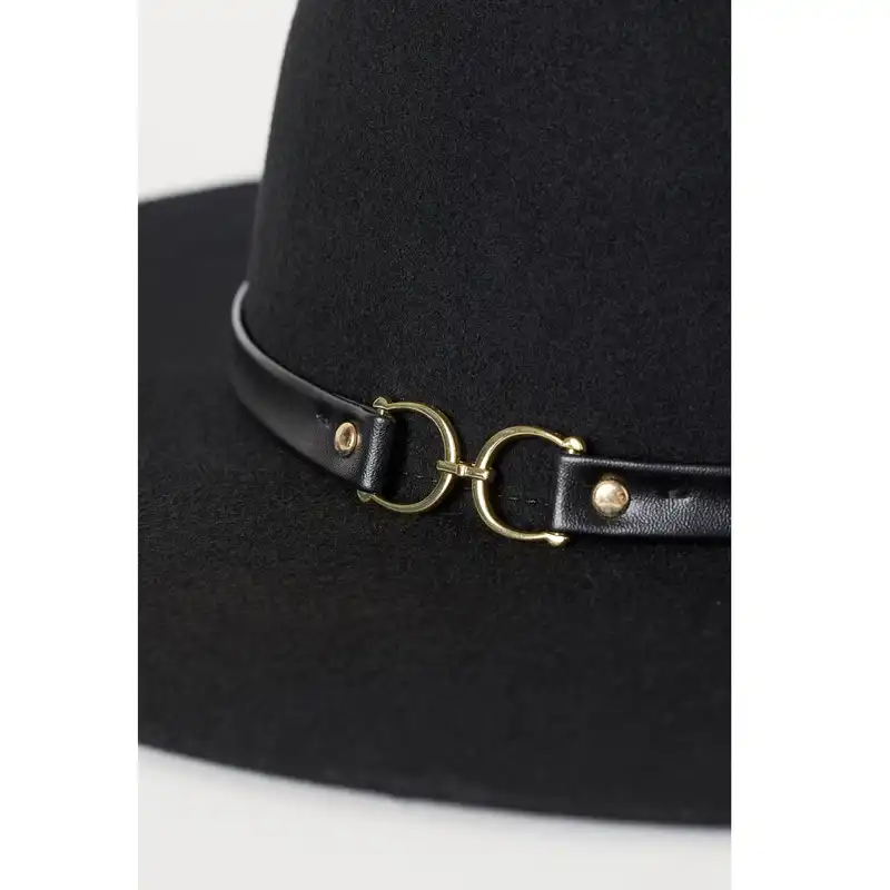 کلاه زنانه اچ اند ام مدل 0818890001