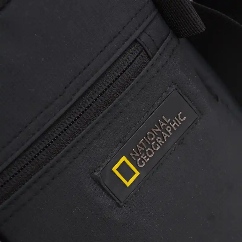 کیف رودوشی مدل نشنال جئوگرافیک 1400092 - N18383
