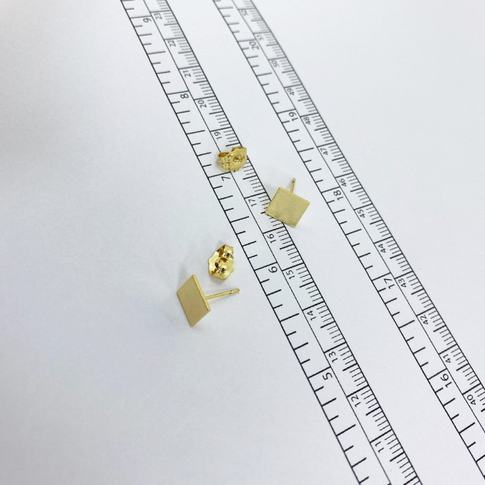 گوشواره زنانه مدل مربع کد E2100