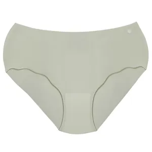 شورت زنانه ماییلدا مدل لیزری نازک کد 5265-007 رنگ سبز