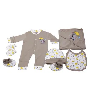 ست 6 تکه لباس نوزادی کد 02