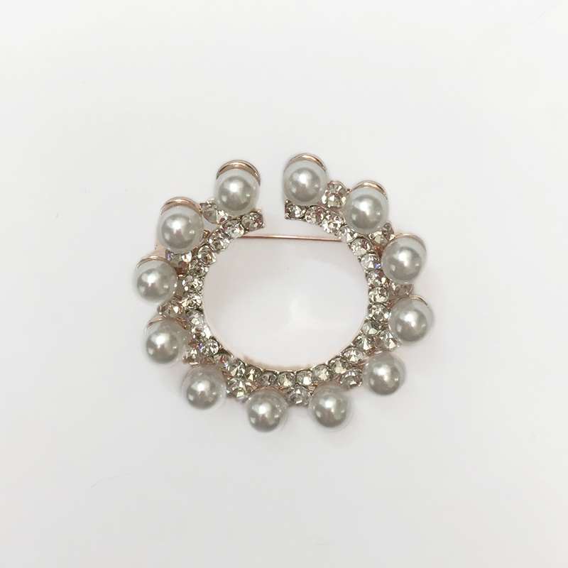 گل سینه دخترانه مدل مرواریدی گل سینه دخترانه مدل مرواریدی