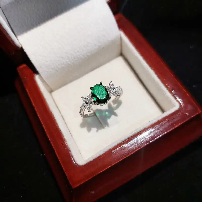 انگشتر نقره زنانه جی تی ای مدل جی نایس