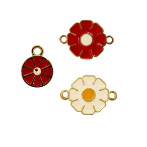 آویز دستبند مدل گلهای بهاری بسته 3 عددی