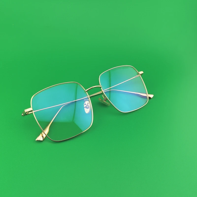 عکس شماره 9 : فریم عینک طبی تیتانیوم مدل shangtai-sek02