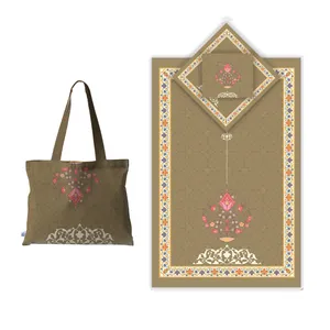 سجاده و جانماز شمسه نگار مدل DTD69 به همراه کیف