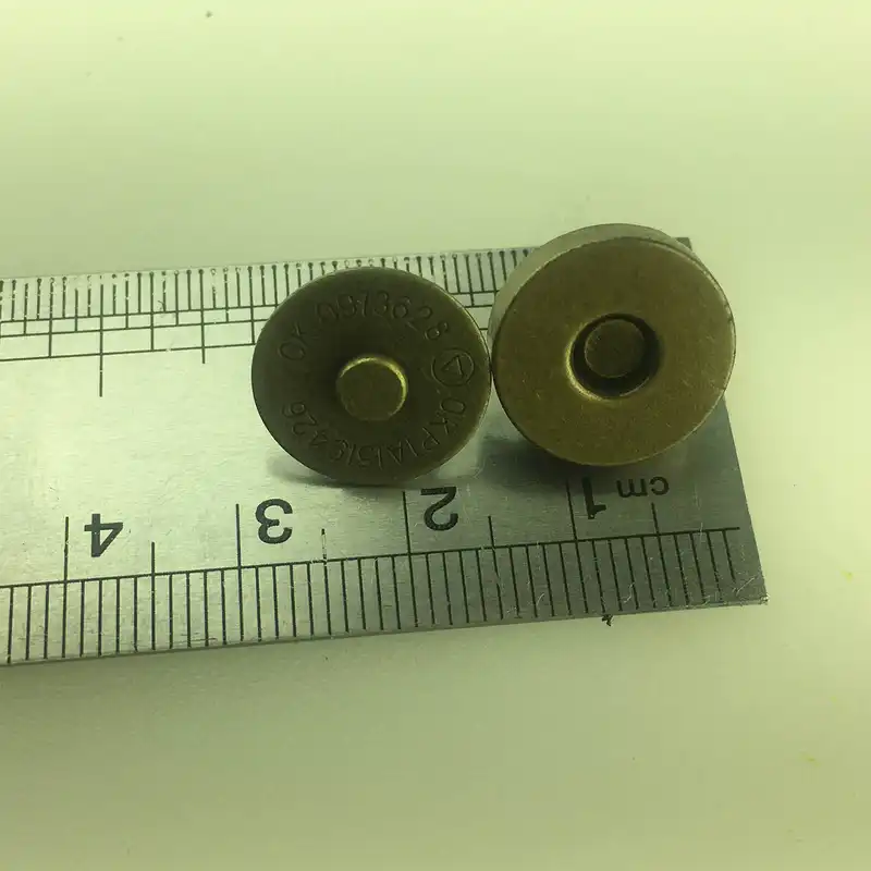 دکمه آهنربایی مدل SML کد ZGL بسته 5 عددی