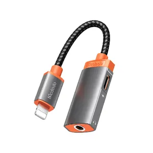 مبدل لایتنینگ به AUX مک دودو مدل CA7016