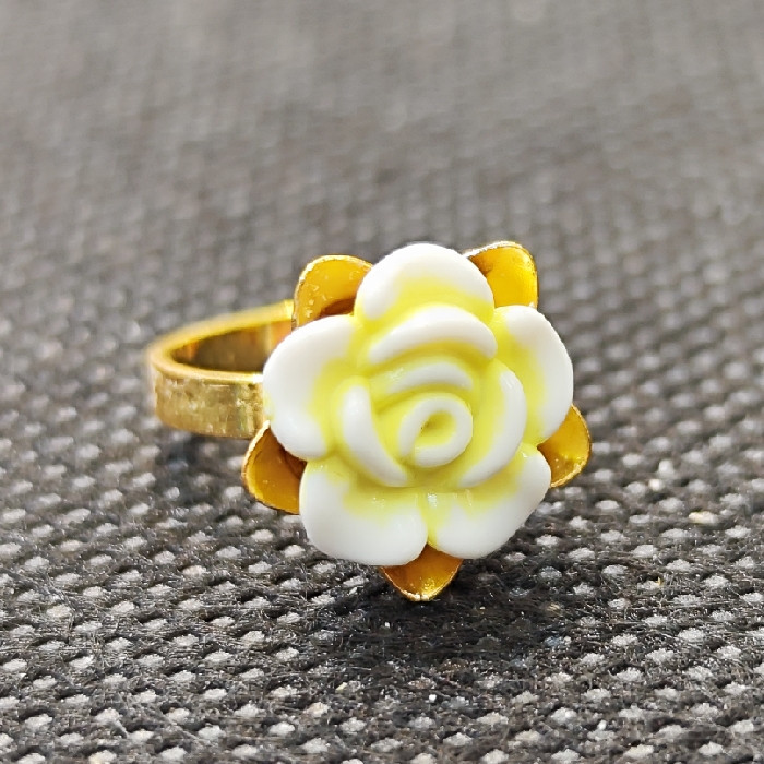 انگشتر دخترانه مدل گل رز کد 16 انگشتر دخترانه مدل گل رز کد 16