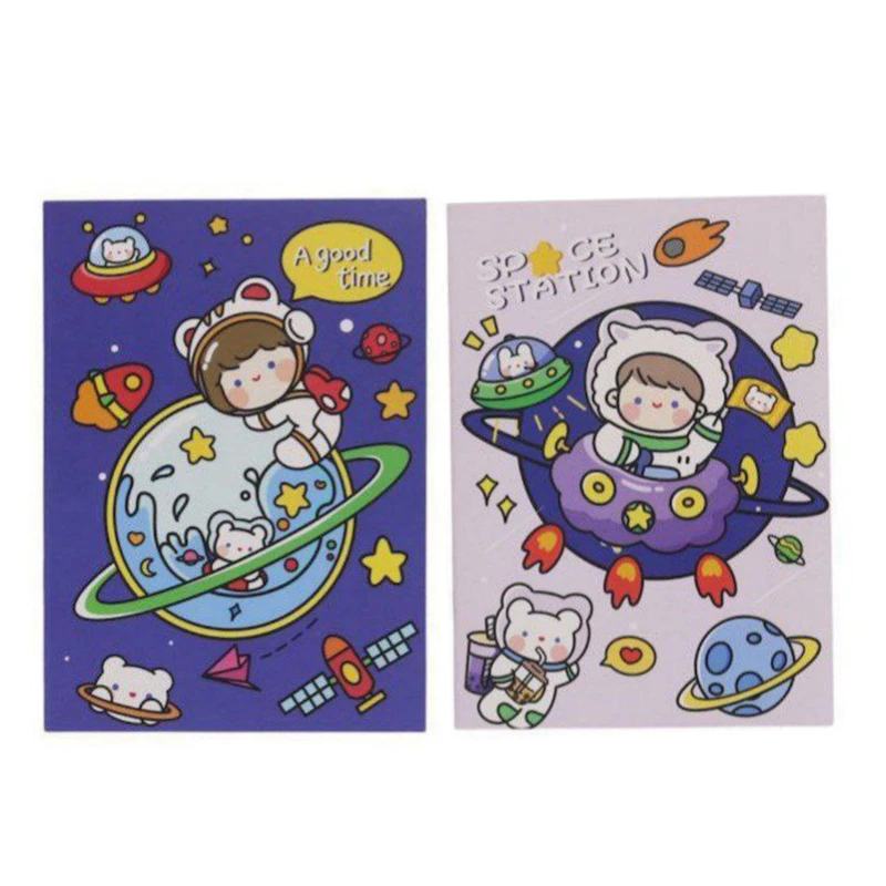 دفترچه یادداشت 15 برگ مدل پاسپورتی طرح فضانورد کد 02 بسته 2 عددی