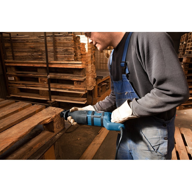 اره برقی بوش مدل GSA 1300 PCE اره برقی بوش مدل GSA 1300 PCE